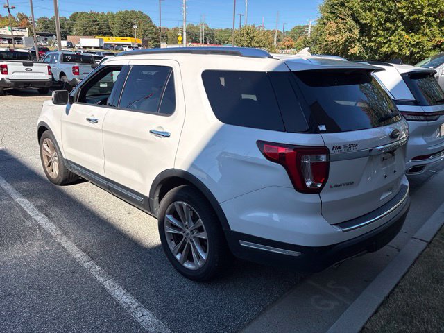 Used 2019 Ford Explorer Limited w/ Class III Trailer Tow Package FWD image 3