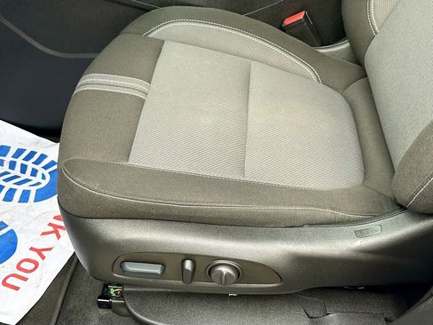 Used 2023 Chevrolet Blazer LT w/ Driver Confidence Package image 18