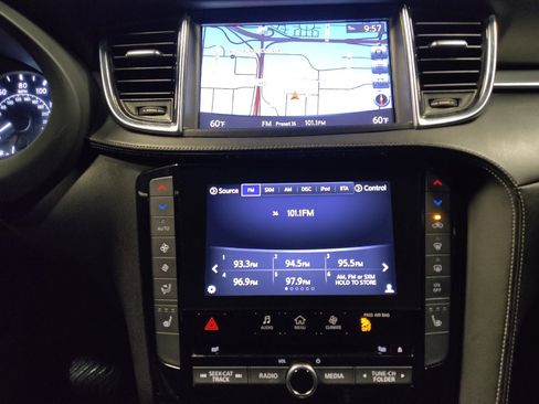 Used 2019 INFINITI QX50 Essential w/ Premium Heat Package image 25