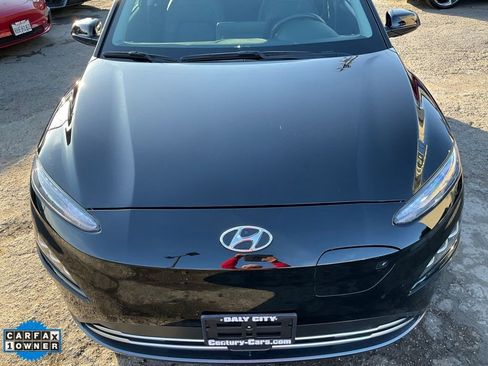 Used 2022 Hyundai Kona Limited w/ Cargo Package image 93