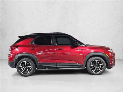 Used 2022 Chevrolet TrailBlazer RS w/ Sun and Liftgate Package image 4
