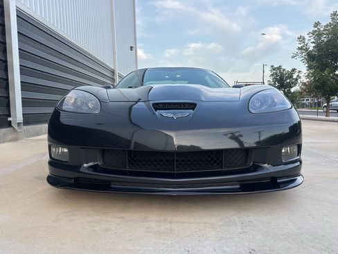 Used 2012 Chevrolet Corvette Z06 w/ 3LZ Preferred Equipment Group RWD image 21