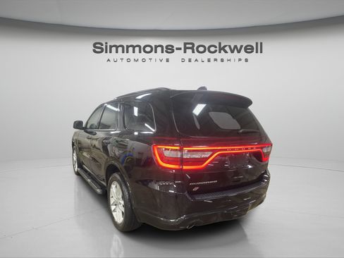 Used 2025 Dodge Durango GT AWD/4WD image 3