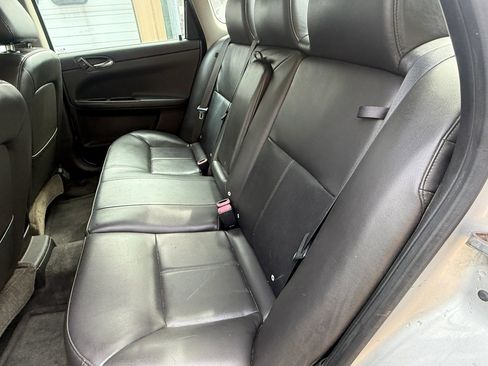 Used 2011 Chevrolet Impala LT w/ Luxury Edition Package image 4