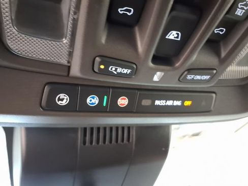 Used 2024 GMC Sierra 2500 Denali w/ Denali Reserve Package AWD/4WD image 16