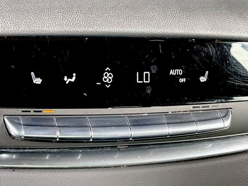 Used 2022 Cadillac Escalade Sport w/ Touring Package AWD/4WD image 24