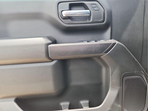 Used 2025 Chevrolet Silverado 1500 Custom RWD image 7