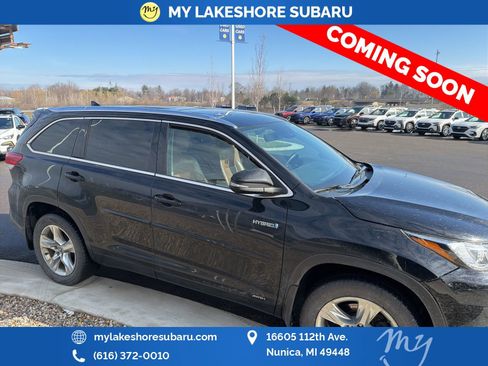Used 2018 Toyota Highlander Limited w/ Protection Package #3 image 11
