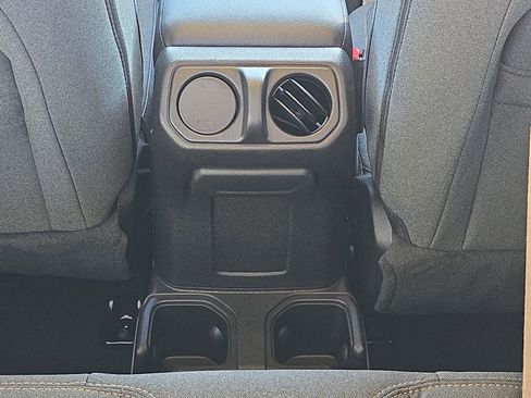 New 2026 Jeep Compass Latitude image 15