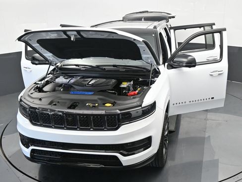 Used 2024 Jeep Grand Wagoneer Series II w/ Quick Order Packagew 28T image 72