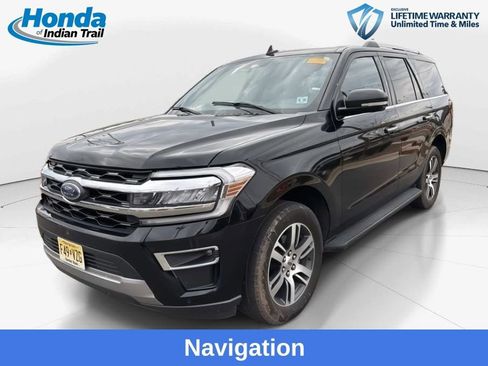 Used 2024 Ford Expedition Limited image 1