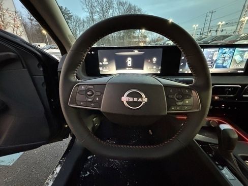 New 2026 Nissan Sentra SR w/ Floor Mat Package image 11