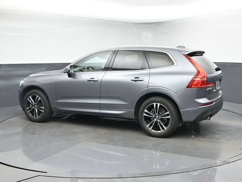 Used 2019 Volvo XC60 T5 Momentum w/ Multimedia Package AWD/4WD image 6