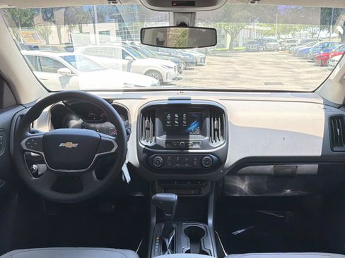 Used 2018 Chevrolet Colorado W/T w/ WT Convenience Package RWD image 15