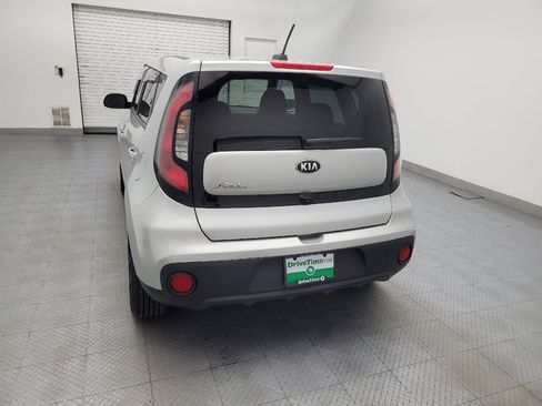 Used 2019 Kia Soul image 6