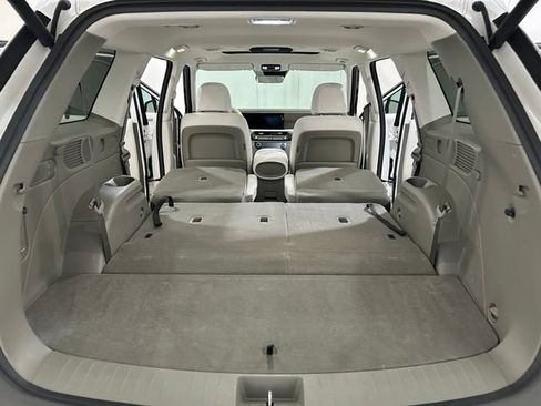 Used 2026 Hyundai Palisade SEL Premium FWD image 28