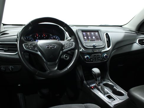 Used 2022 Chevrolet Equinox LT FWD image 2
