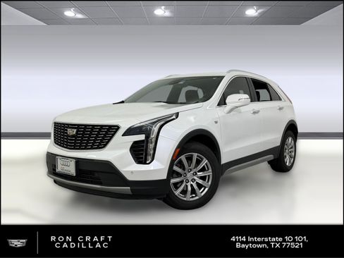 Used 2023 Cadillac XT4 Premium Luxury image 1