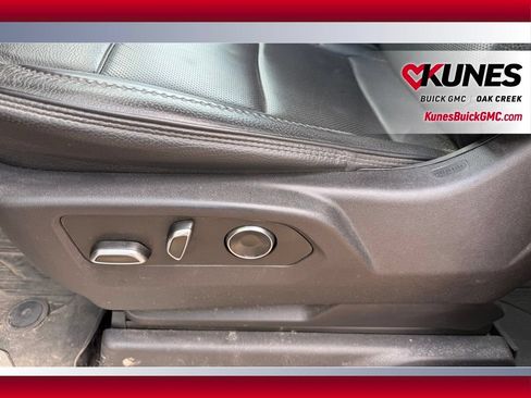 Used 2024 GMC Sierra 1500 Denali w/ Technology Package AWD/4WD image 13