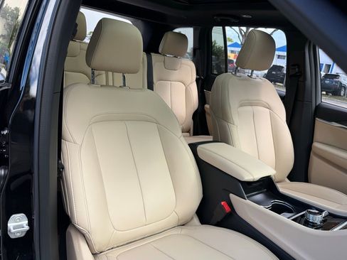 New 2025 Jeep Grand Cherokee Limited image 29