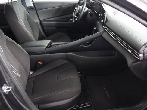 Used 2021 Hyundai Elantra SEL w/ Convenience Package image 23