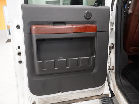 Used 2011 Ford F250 King Ranch w/ King Ranch w/Chrome Pkg AWD/4WD image 25