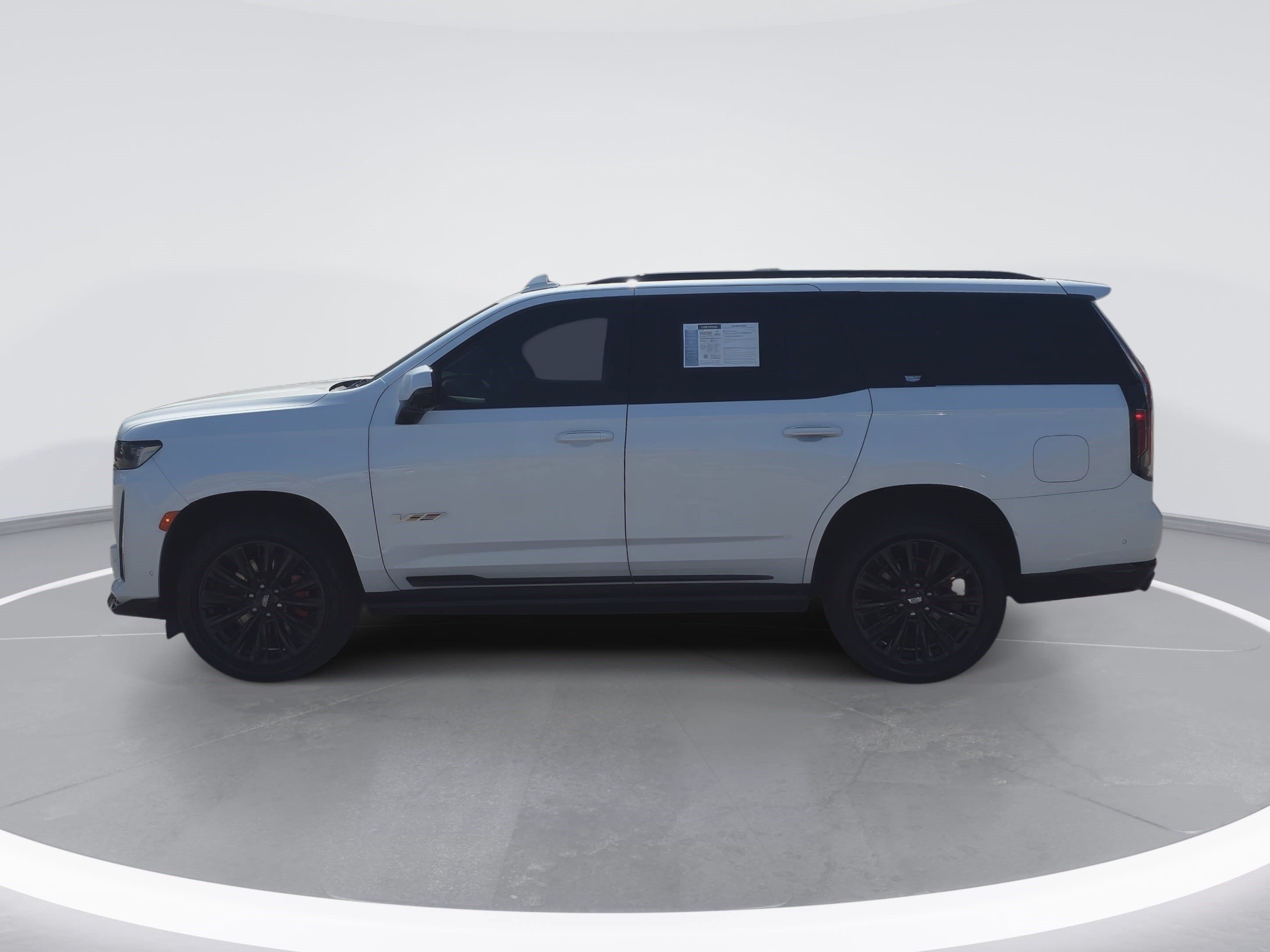 Certified 2024 Cadillac Escalade V w/ LPO, ONYX Package AWD/4WD image 6