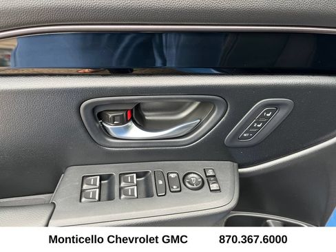 Used 2025 Honda Pilot TrailSport image 10