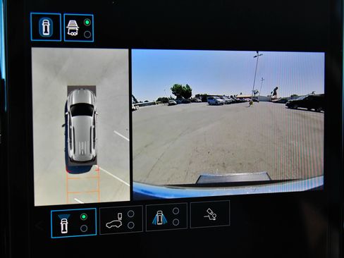 Used 2024 GMC Acadia Elevation FWD image 21