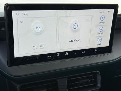 New 2025 Ford Maverick XL image 10