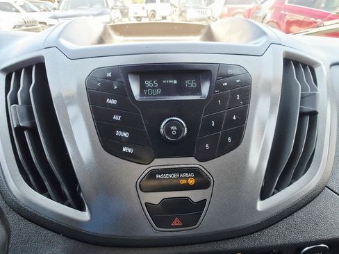 Used 2018 Ford Transit 250 148 Medium Roof RWD image 28