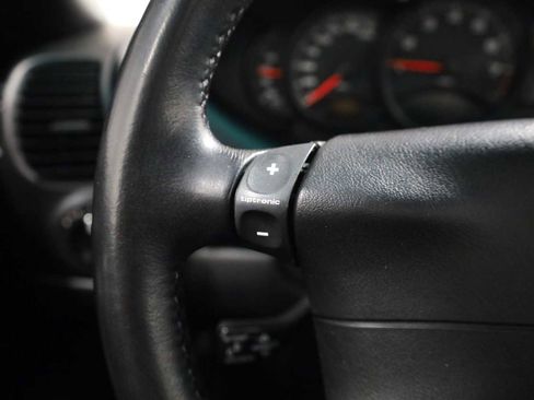 Used 2001 Porsche 911 Carrera image 25