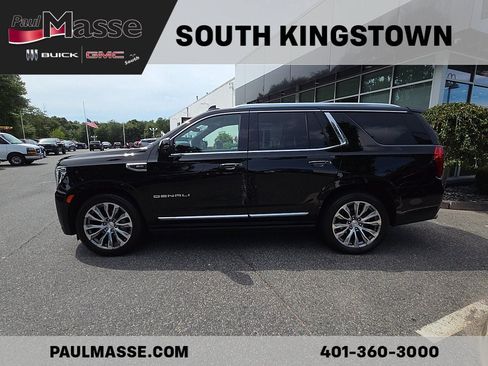 Used 2023 GMC Yukon Denali w/ Denali Reserve Package AWD/4WD image 9