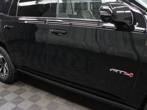 Used 2026 GMC Yukon AT4 Ultimate AWD/4WD image 46