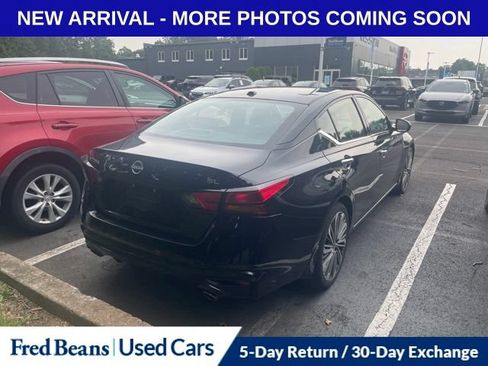 Used 2024 Nissan Altima 2.5 SL FWD image 7