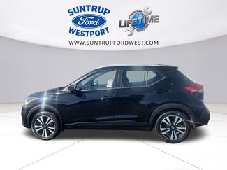 Used 2018 Nissan Kicks SV video 1