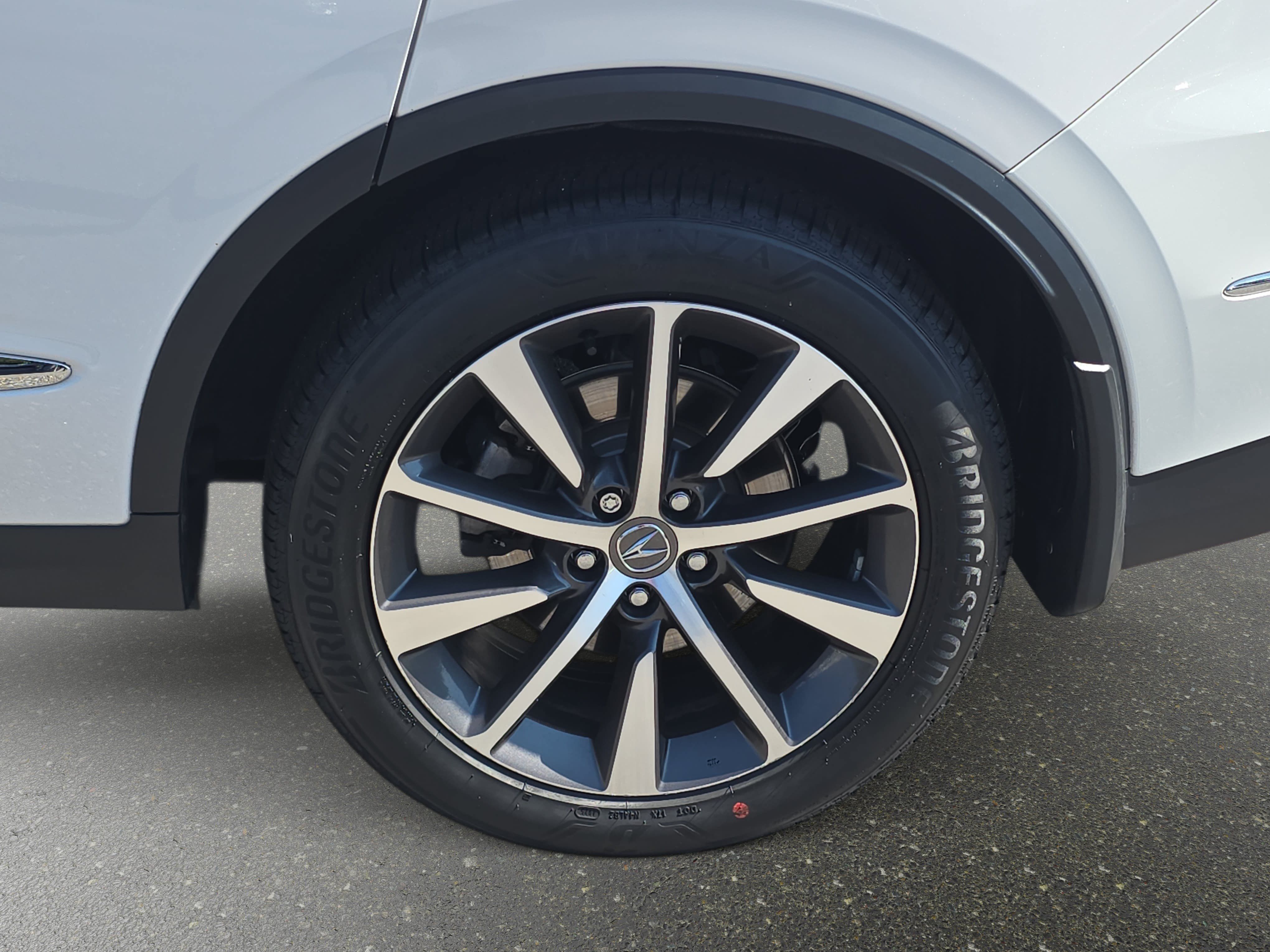Certified 2025 Acura MDX w/ Technology Package FWD image 34