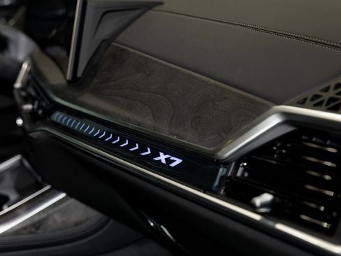 New 2026 BMW X7 xDrive40i w/ M Sport Package image 36