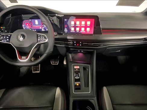 Used 2022 Volkswagen GTI SE image 15