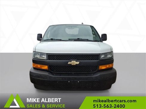 Used 2022 Chevrolet Express 2500 Extended w/ Driver Convenience Package image 2
