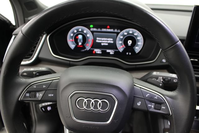 Used 2023 Audi Q5 2.0T Premium Plus w/ Premium Plus Package AWD/4WD image 16