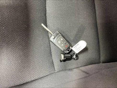 Used 2015 Chevrolet Cruze LT FWD image 30