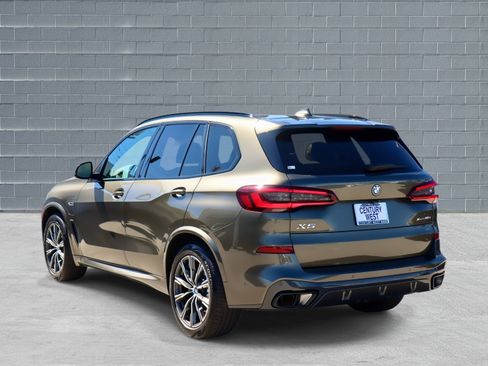 Certified 2023 BMW X5 xDrive45e w/ Executive Package image 7