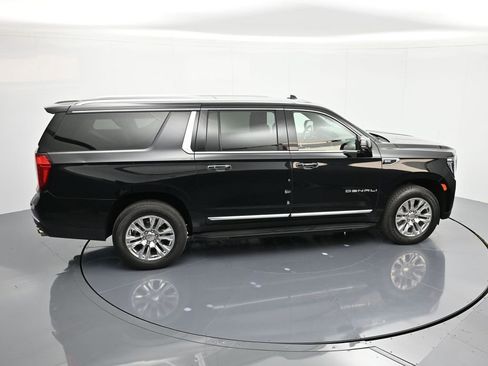 Used 2024 GMC Yukon XL Denali image 50