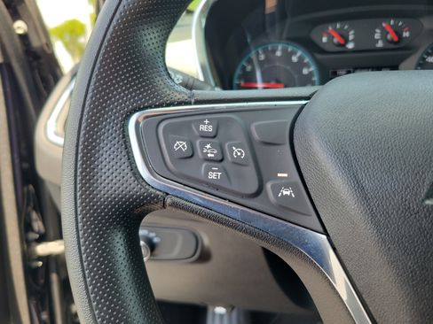 Used 2020 Chevrolet Equinox LS w/ LS Convenience Package AWD/4WD image 21