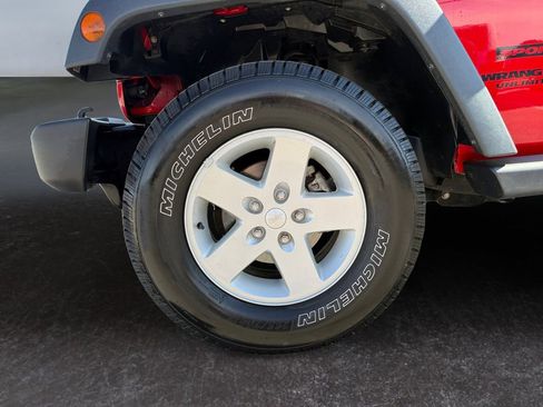 Used 2015 Jeep Wrangler Unlimited Sport w/ Quick Order Package 24S image 9