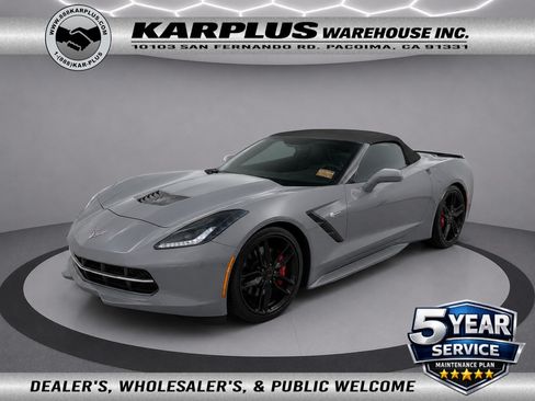 Used 2018 Chevrolet Corvette Stingray Convertible w/ 1LT RWD image 1
