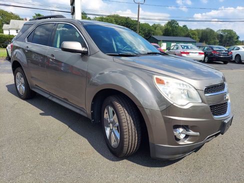 Used 2012 Chevrolet Equinox LT AWD/4WD image 3