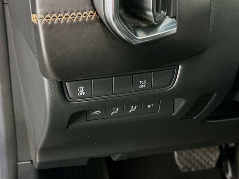 Used 2025 MAZDA CX-50 AWD 2.5 S w/ Premium Plus Pkg image 17