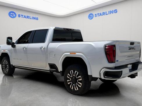 Certified 2024 GMC Sierra 3500 Denali Ultimate AWD/4WD image 5